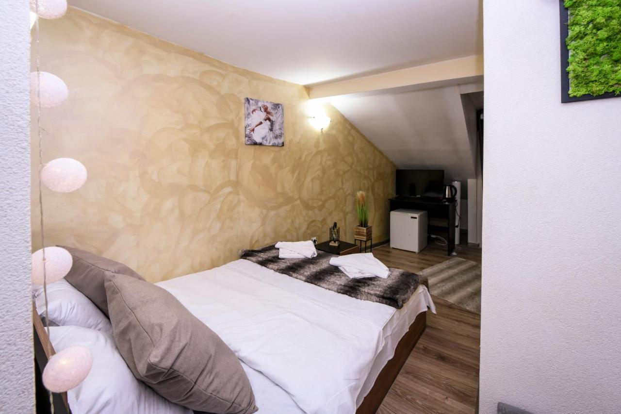 Family Hotel Ski Lift Hotel Bansko Extérieur photo