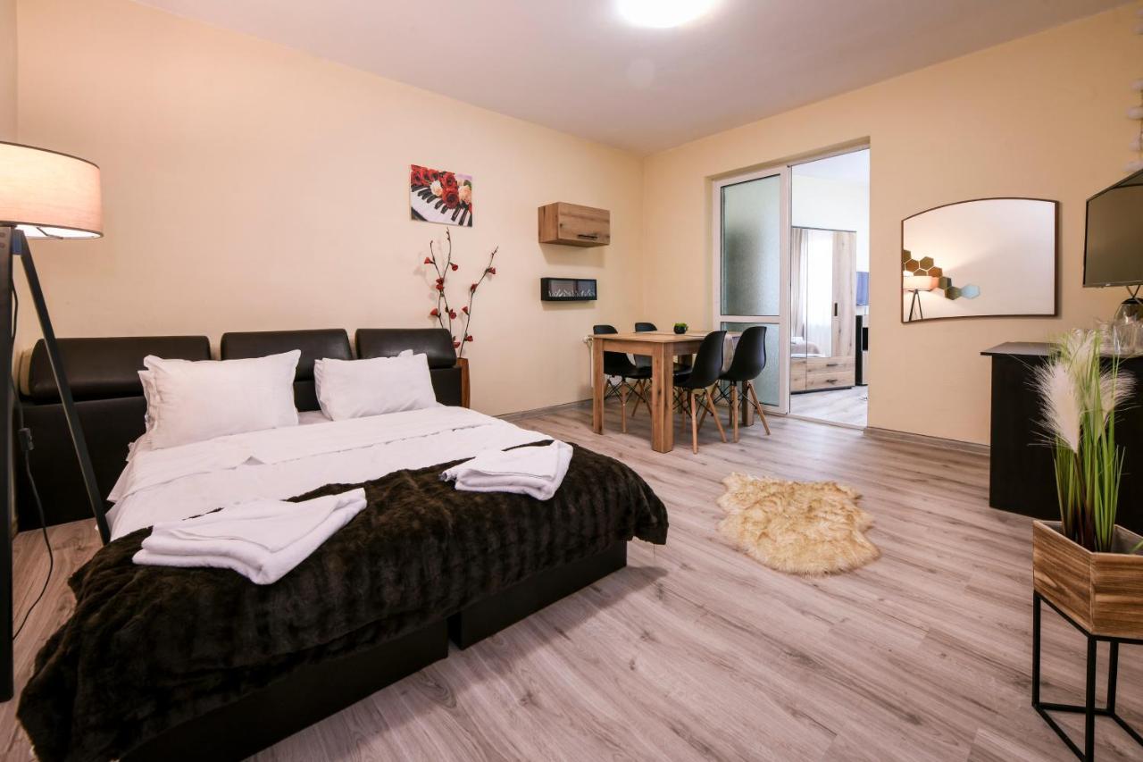 Family Hotel Ski Lift Hotel Bansko Extérieur photo