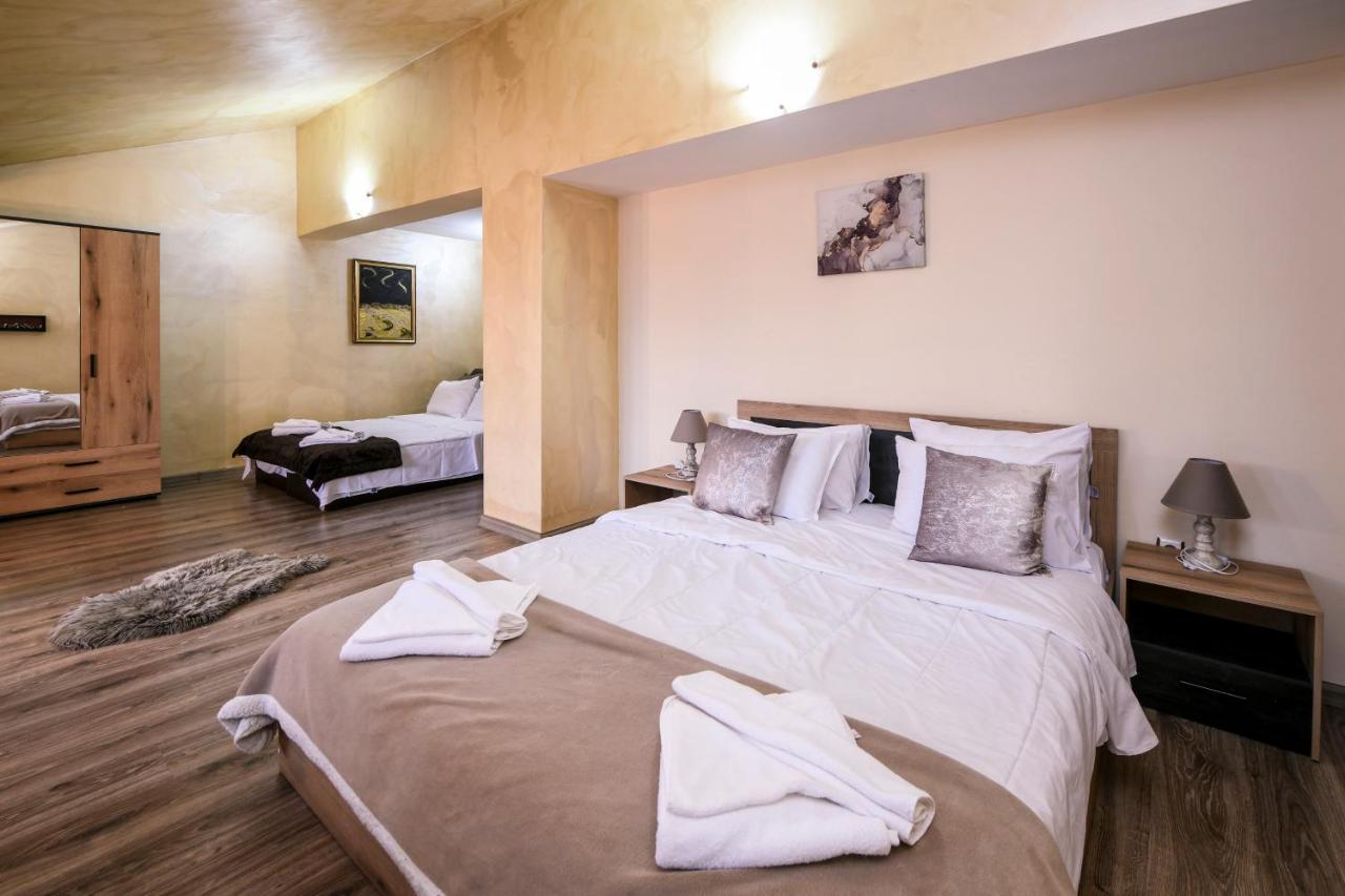 Family Hotel Ski Lift Hotel Bansko Extérieur photo